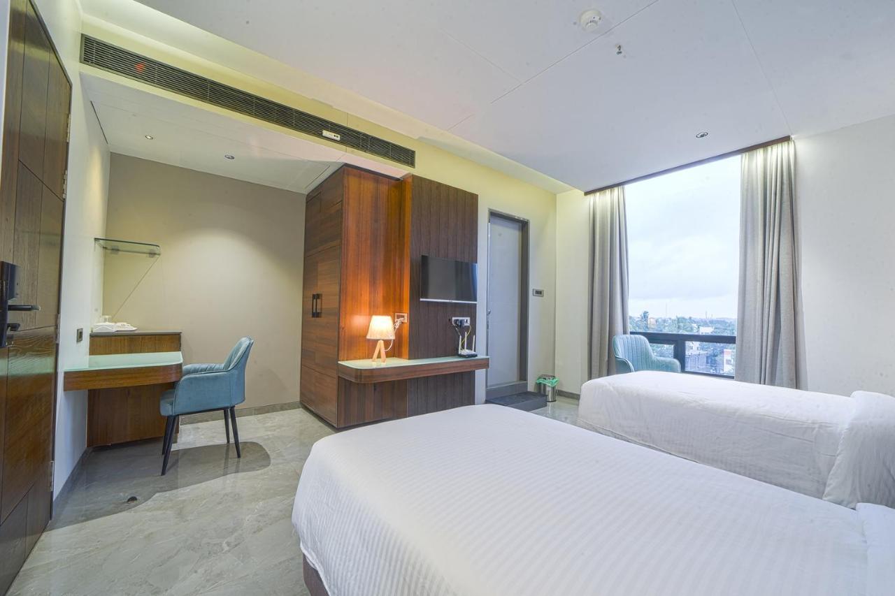 Hotel Devgiri Inn And Restaurant Sāngli 外观 照片
